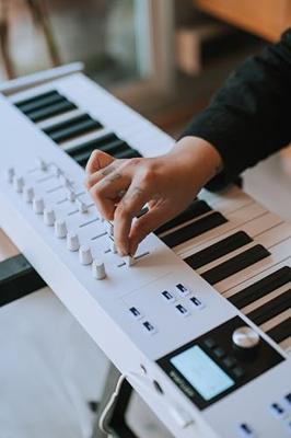 Arturia KeyLab Essential 88 mk3 Keyboard Wit