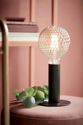 Kleine zwarte tafellamp met schakelaar en E27 fitting Nordlux 'Dean' Kleine zwarte tafellamp met schakelaar en E27 fitting Nordlux 'Dean'