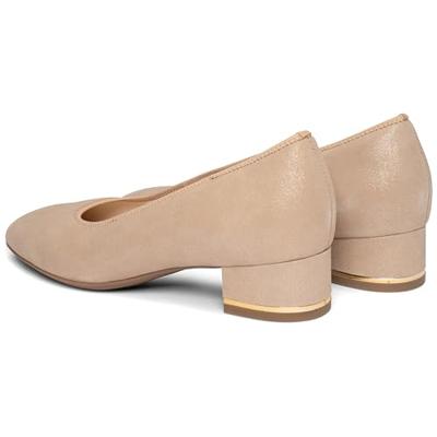 Ara 1221838 - alle