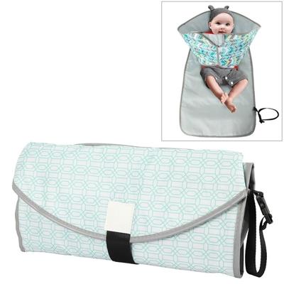 Baby veranderende luier pad Portable opvouwbare waterdichte verpleegkundige pad grootte: One size (licht groene geometrie)