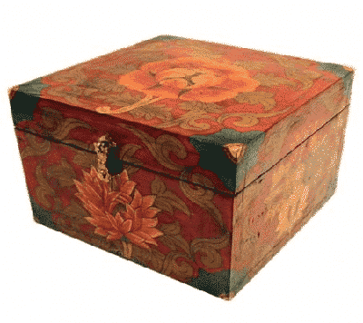 Schatkist met Tibetaanse Motieven en Bloemen Schatkist met Tibetaanse Motieven en Bloemen