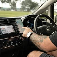QUAD LOCK dash / console car mount - thumbnail