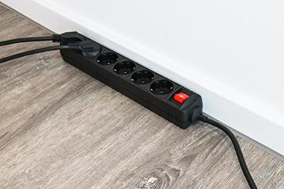 Meister Stekkerdoos 6+1 Schakel 200Cm Zw - WU7430660 Meister Stekkerdoos 6+1 Schakel 200Cm Zw - WU7430660