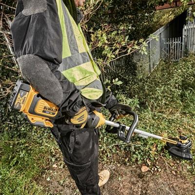 DEWALT DCM561PBS-XJ Batterij/Accu 18V 33 CM Zwart, Geel