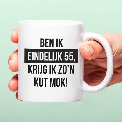 Mok Ben ik eindelijk 55, krijg ik zo'n kut mok!