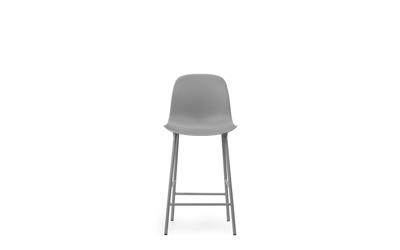 Normann Copenhagen Form barkruk H65 hoge rug Grey vierpoot staal
