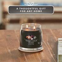 Yankee Candle black coconut signature medium jar - thumbnail
