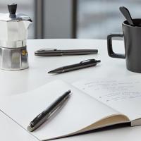 Parker IM Monochrome Titanium balpen, medium, giftbox - thumbnail