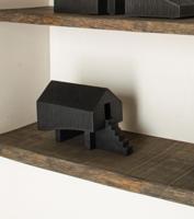 Ethnicraft Ornament 'Stilt House' Mahoniehout, kleur Zwart - thumbnail