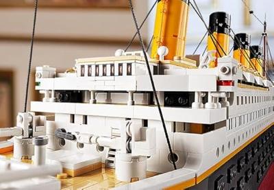 LEGO ICONS 10294 LEGO TITANIC