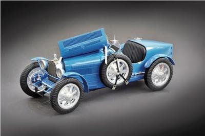 Italeri 1/12 Bugatti 35B Roadster