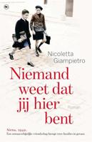 Niemand weet dat jij hier bent (Paperback) - thumbnail
