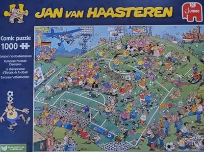 Jan van Haasteren - Europa&apos;s Voetbalkampioen Puzzel 1000 Stukjes