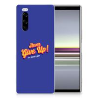 Sony Xperia 5 Siliconen hoesje met naam Never Give Up - thumbnail