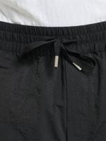 Heron Preston / shorts Nylon in zwart - thumbnail