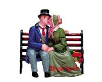 Lemax the kiss kerstdorp figuur type 3 Caddington Village 2007 - thumbnail