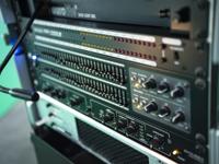 Omnitronic GEQ-2310 2-kanaals 19 inch equalizer - thumbnail