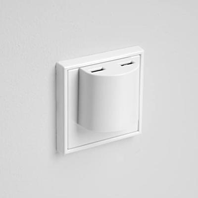 REV 0020450003 Reisstekker Reisestecker Add On Traveler Plus - USB