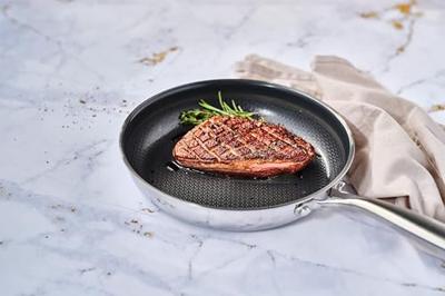 Koekenpan - COSY & TRENDY - HEXAPRO - Roestvrij staal - Ø24 cm - Antiaanbaklaag - Geschikt voor alle kookplaten, inclusief inductie Koekenpan - COSY & TRENDY - HEXAPRO - Roestvrij staal - Ø24 cm - Antiaanbaklaag - Geschikt voor alle kookplaten, inclusief inductie