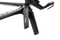 B&W distance keeper - thumbnail