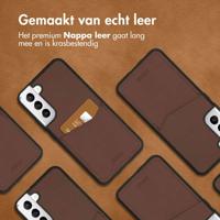 Accezz Premium Leather Card Slot Backcover Samsung Galaxy S22 Plus Telefoonhoesje Bruin - thumbnail