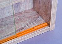 Vitrine Compilati - eikenkleur - 60x80x9,5 cm - Leen Bakker - thumbnail