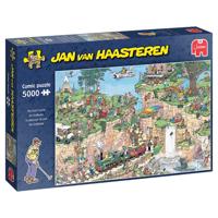Jan van Haasteren - De Golfbaan Puzzel 5000 stukjes - thumbnail