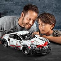 LEGO Technic - Porsche 911 RSR Constructiespeelgoed - thumbnail