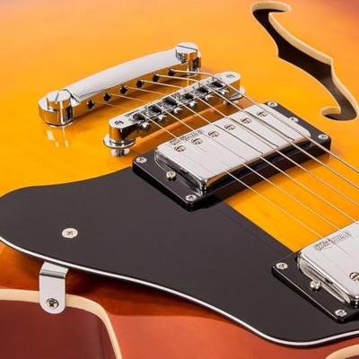 Vintage VSA500 ReIssued Honeyburst semi-akoestische gitaar