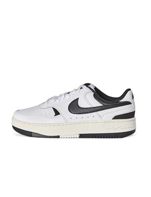 Nike Gamma Force Sneakers Dames 36.5