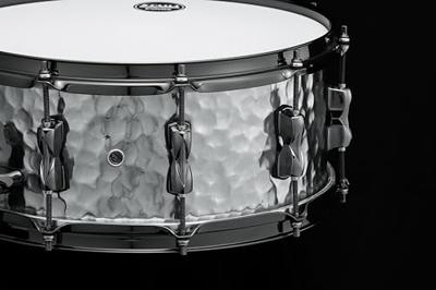Tama LST146H S.L.P. Expressive Hammered Steel snaredrum 14 x 6 inch