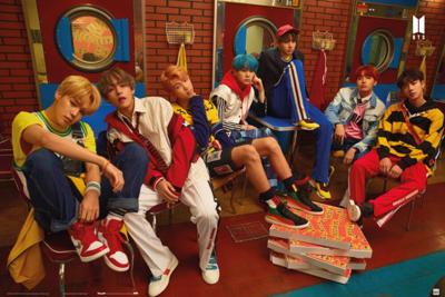 Poster BTS - Pizza 91,5x61cm Poster BTS - Pizza 91,5x61cm