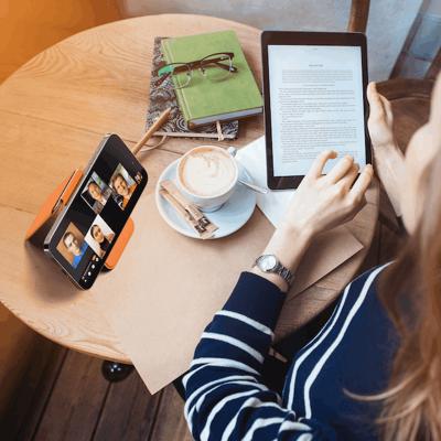 Satechi magnetische pasjes houder/stand - Orange Satechi magnetische pasjes houder/stand - Orange