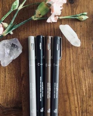Fineliner uni-ball pin musthave handlettering ass