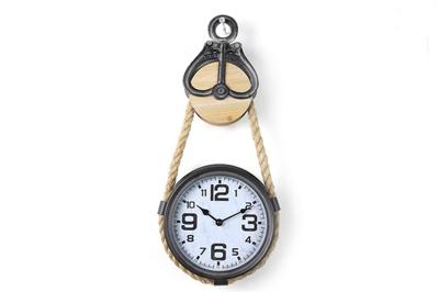 Klok aan katrol metaal 32x7,5x66cm