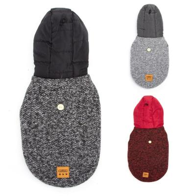 Hondenjas gevoerd met drukknopen Hondenjas gevoerd met drukknopen