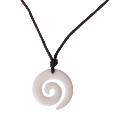 Tribal Bone Surfer kettinghanger Maori Kuro