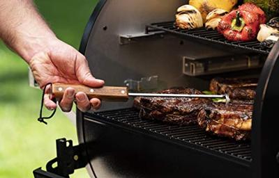 Traeger | BBQ Pig Tail Meat Flipper