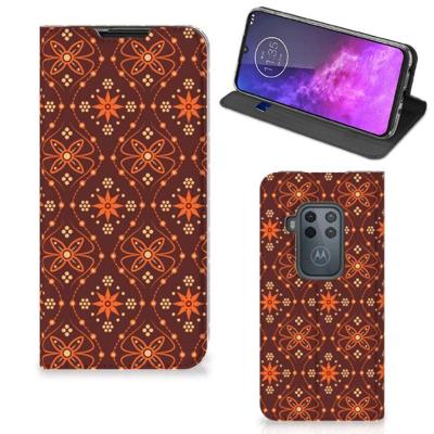 Motorola One Zoom | Hoesje met Magneet | Batik Brown Motorola One Zoom | Hoesje met Magneet | Batik Brown