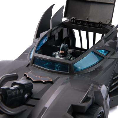 DC Batman Crusader Bundle Batmobile + Figuren DC Batman Crusader Bundle Batmobile + Figuren