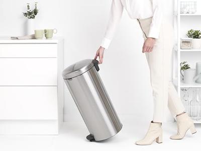 Brabantia pedaalemmer Newlcon 30 liter matt steel fingerprint proof - thumbnail