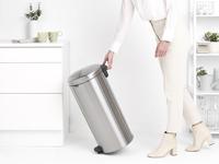 Brabantia Newicon Pedaalemmer 30L Mat Staal - thumbnail