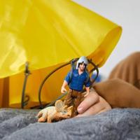 Schleich Dinosaurs Parachutistenredding - thumbnail