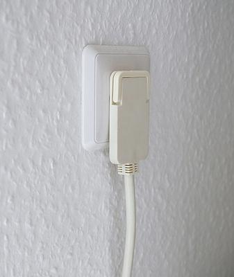 Brennenstuhl Comfort-Line Plus stekkerdoos met platte stekker 4-voudig wit 2m H05VV-F 3G1,5 - 1153120100