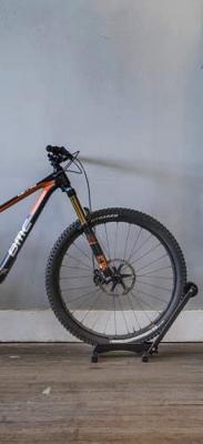 CONTEC fiets-presentatiestandaard "bike slinger" ct bikestand bike slinger black