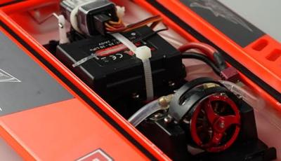 Amewi F1 Mad Shark V2 brushless boot RTR - thumbnail