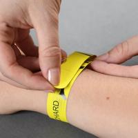 Avery bedrukbare polsbandjes, ft 18 x 265 mm, geel, pak van 50 etiketten - thumbnail