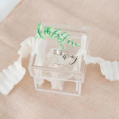 Ringdoosje acryl leaves met initialen