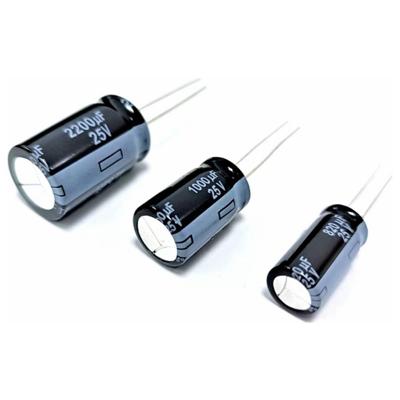 Panasonic Elektrolytische condensator Radiaal bedraad 470 µF 25 V 20 % (Ø x h) 10 mm x 16.0 mm 1 stuk(s)