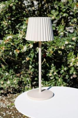 Lucide JUSTINE - Oplaadbare Tafellamp Binnen/Buiten - Accu/Batterij - LED Dimb. - 1x2W 2700K - IP54 - Met draadloos oplaadstation - Beige